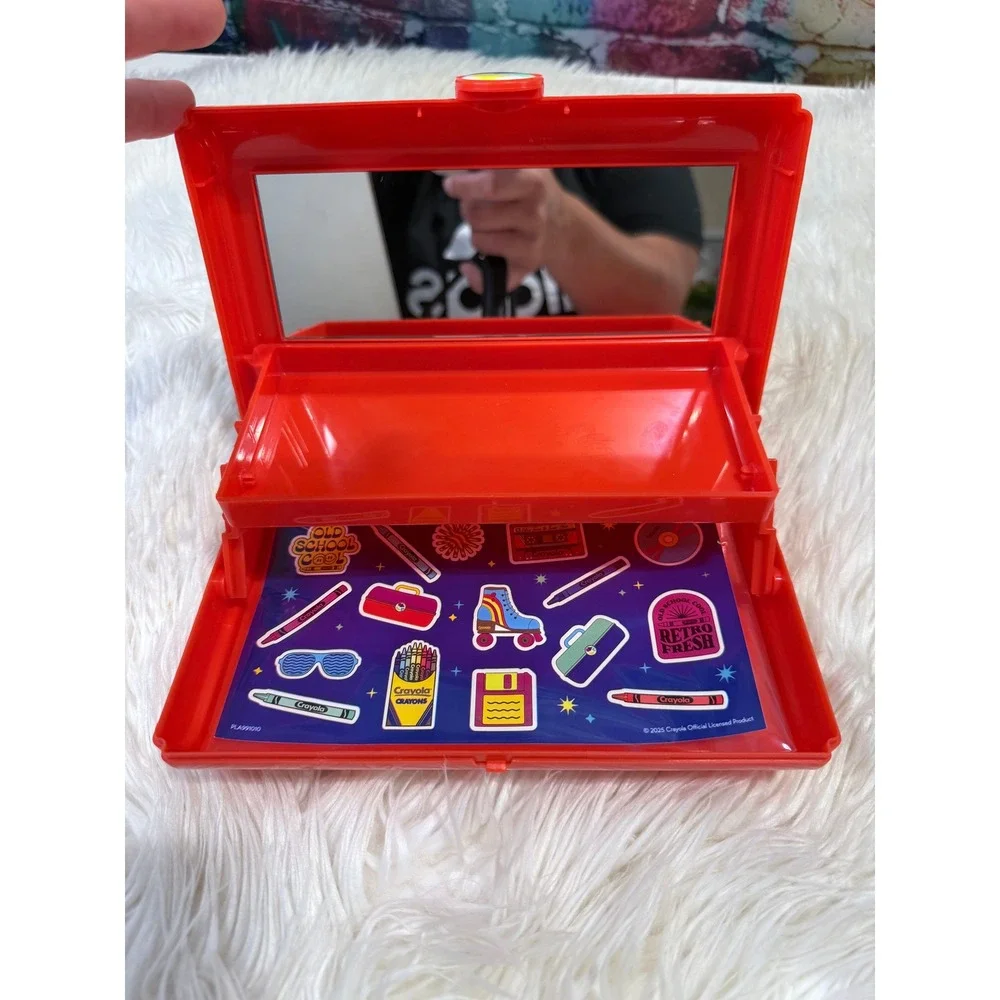 Caboodles crayola take